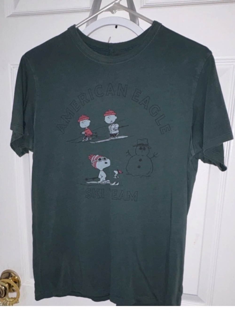 American Eagle Snoopy Ski Team Graphic Tee - Dark Teal small